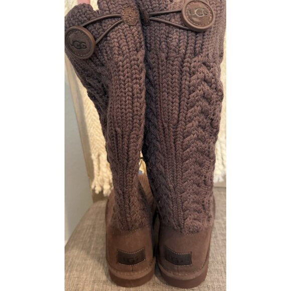 UGG Australia Women's Size 8 Classic Cardi Cable Knit Boots Dark Brown - Picture 7 of 14